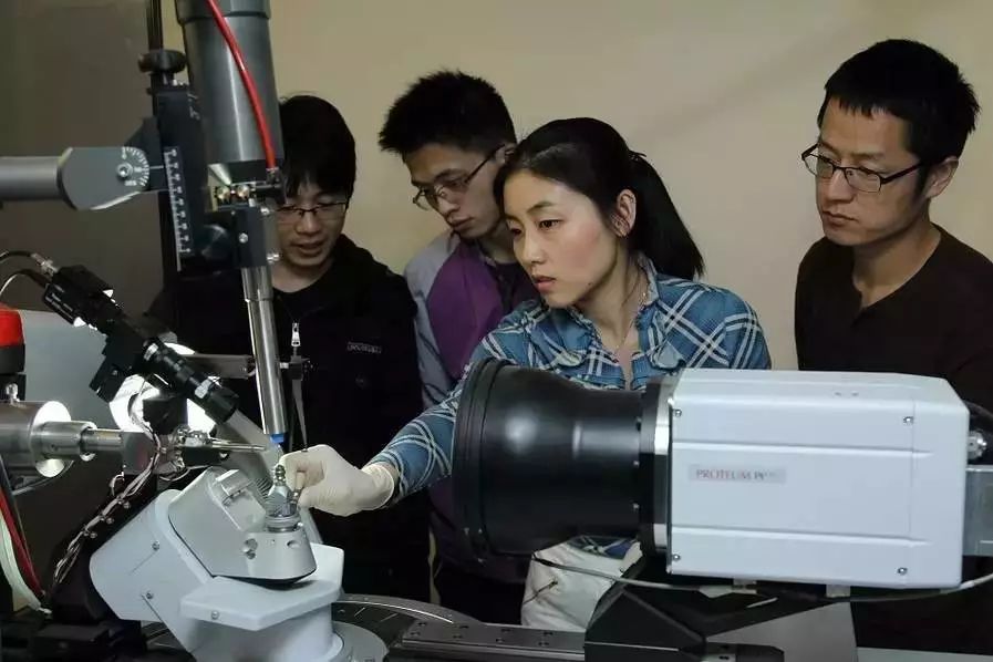 美女教授颜宁出走清华赴美第三年后又获大奖12.jpg